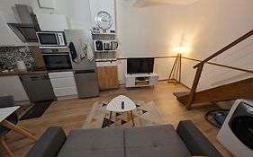Charming House:Comfort, Queen Size Bed, Work Area
